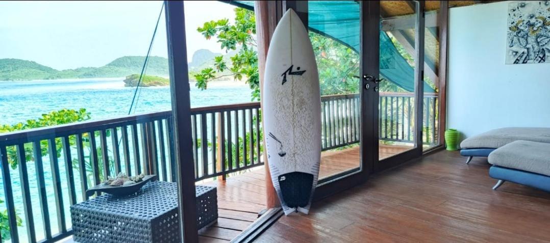 Castaway Surf Retreat 1 Hotel Sekongkang Luaran gambar
