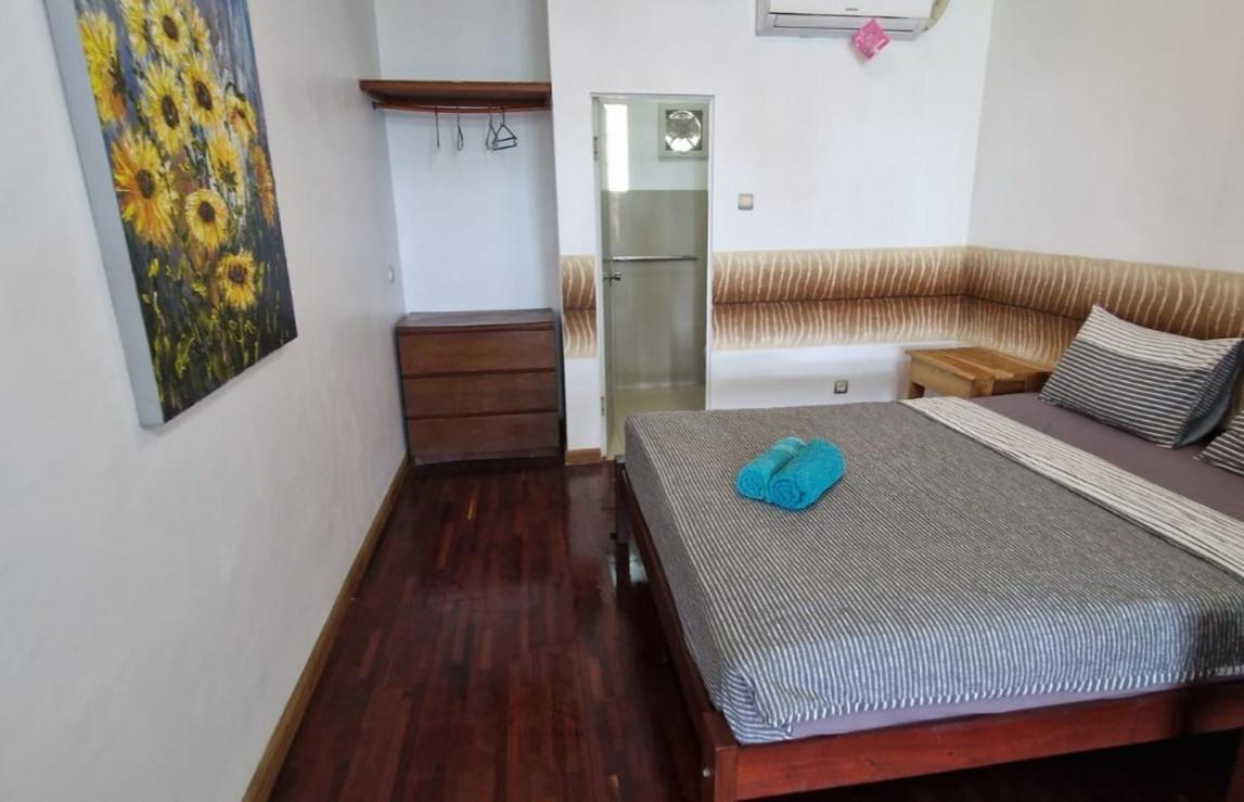 Castaway Surf Retreat 1 Hotel Sekongkang Luaran gambar