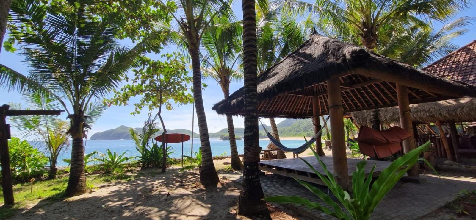 Castaway Surf Retreat 1 Hotel Sekongkang Luaran gambar