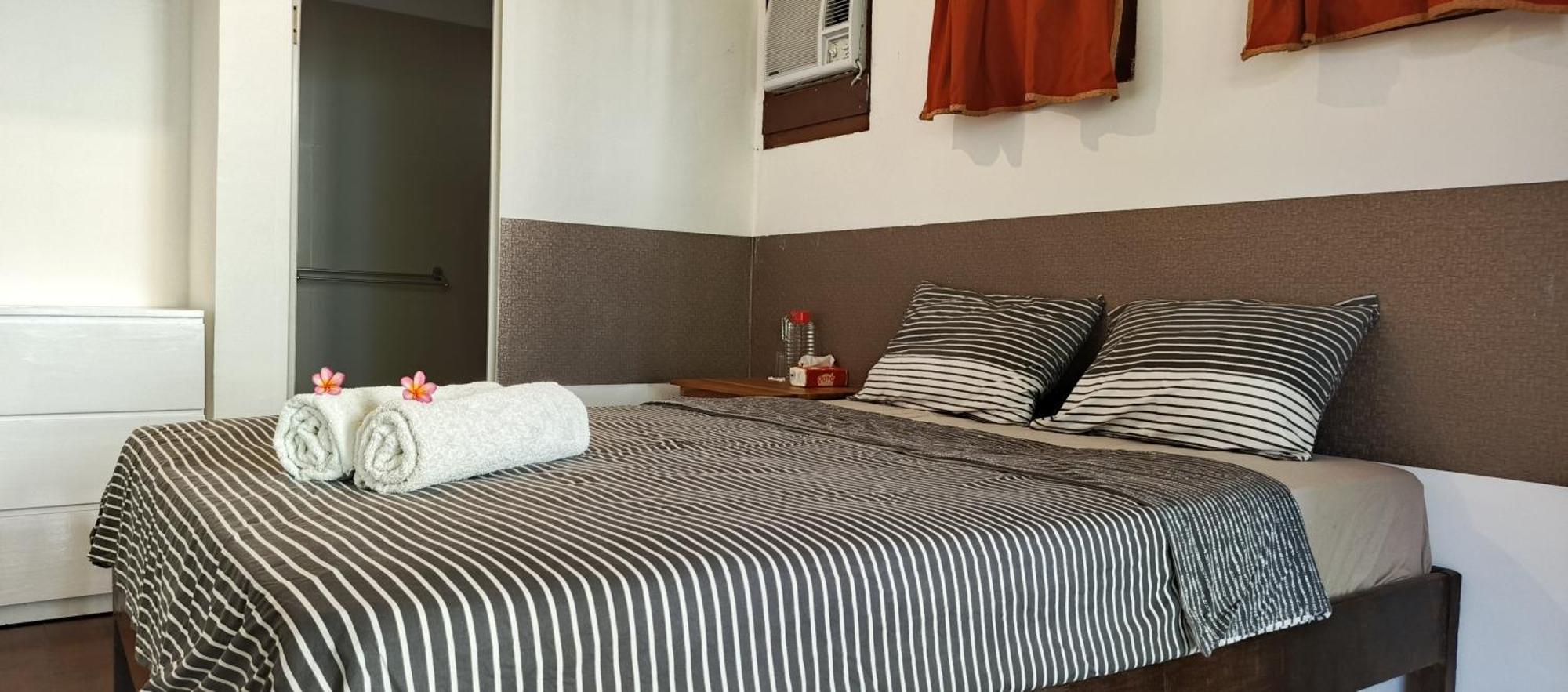 Castaway Surf Retreat 1 Hotel Sekongkang Luaran gambar